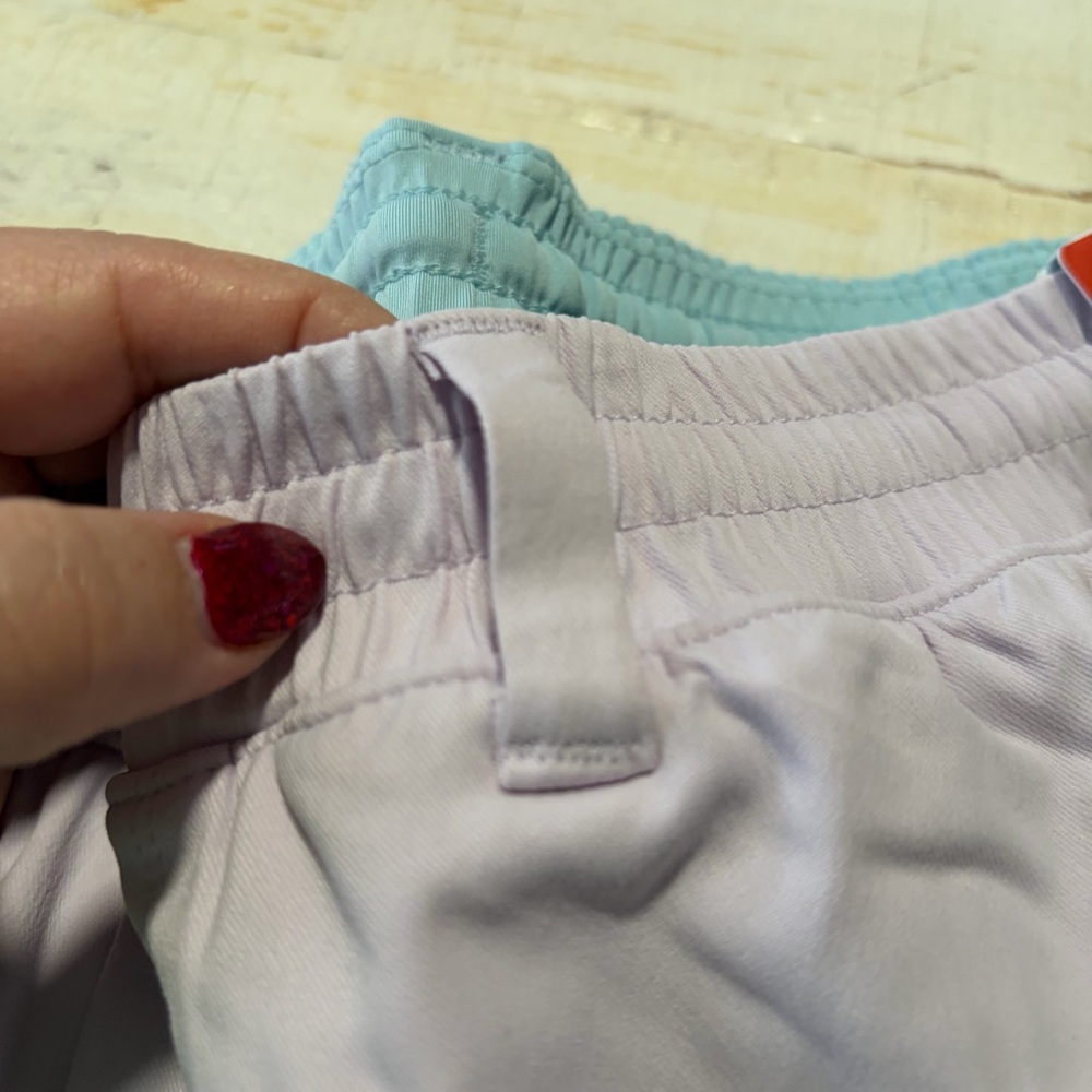 Men's Lightweight Stretch Shorts in Light Lavender - Picture 8 of 16
